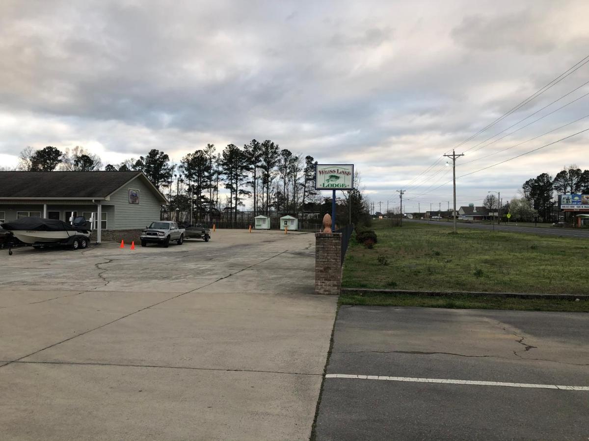 Weiss Lake Lodge Centre エクステリア 写真