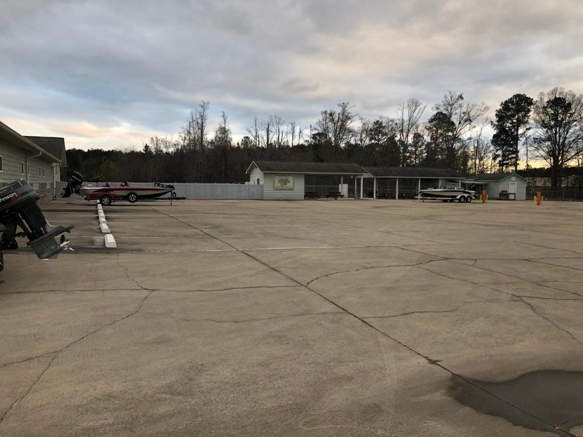 Weiss Lake Lodge Centre エクステリア 写真