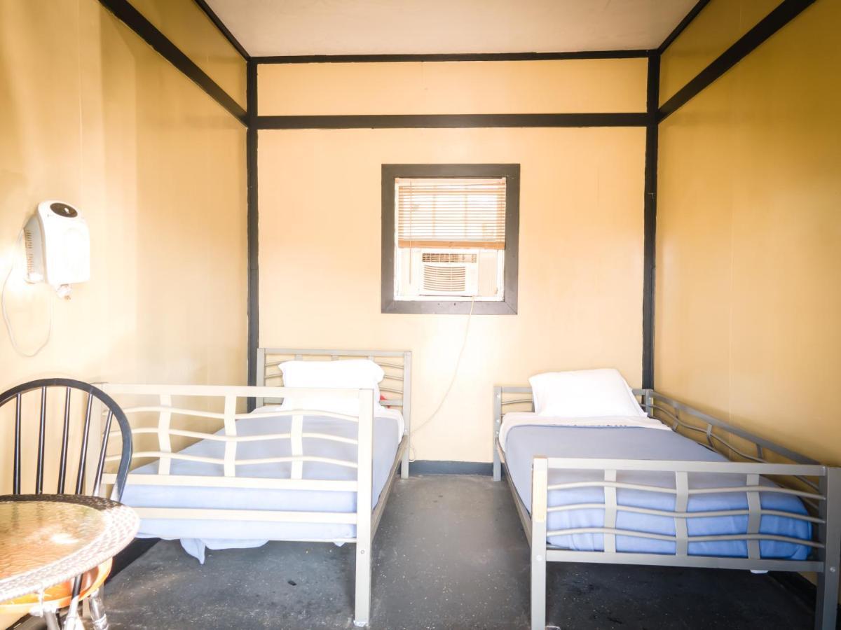 Weiss Lake Lodge Centre エクステリア 写真