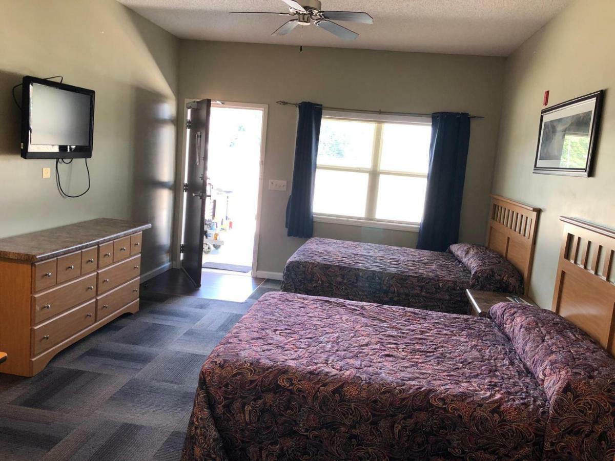 Weiss Lake Lodge Centre エクステリア 写真